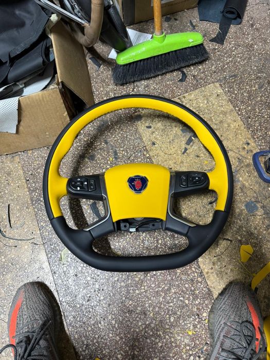 Retapitare volane/ plafoane / borduri auto