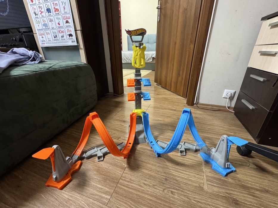 Hot Wheels Action - Комплект Лупинг