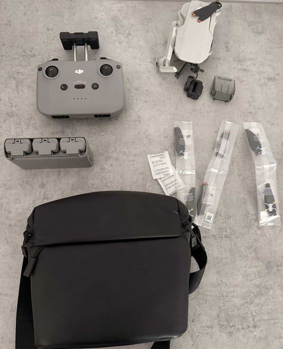 DJI MINI 4K - Fly more combo