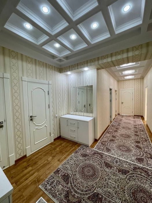 Сдается в аренду 3-х ком ЖК Зарафшон С мебелью и техникой