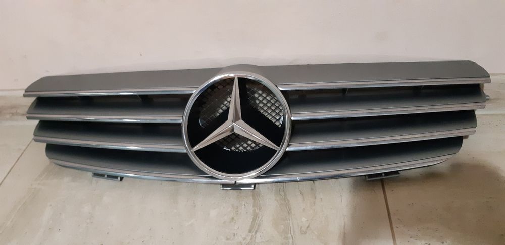 Clk W209 Предна решетка clk за Мерцедес Цлк