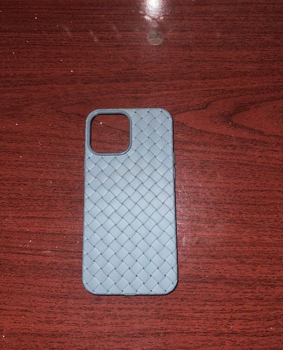 Iphone uchun chexollar