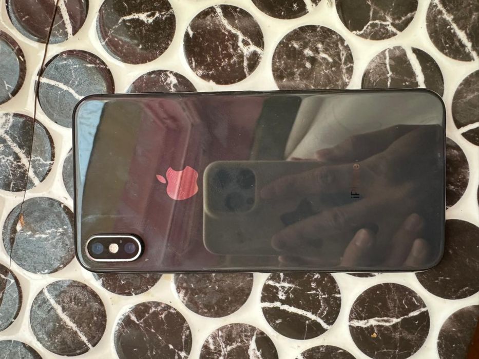 продается айфон xs max