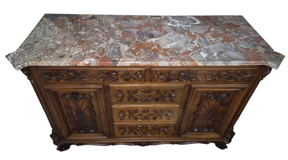 Dormitor din lemn masiv de nuc sculptat manual