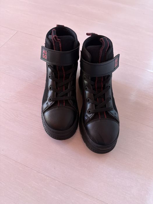 Ghete baieti iarna hugo originale