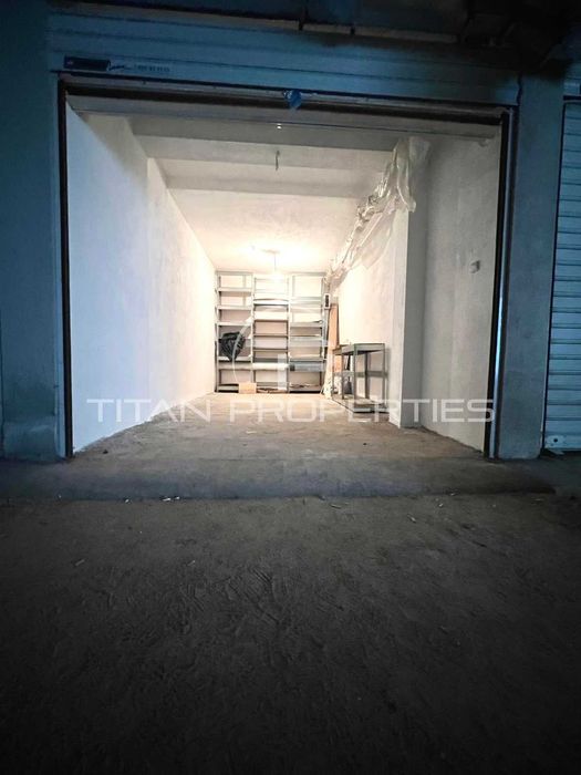 Продава се Тристаен апартамент в Пловдив, Христо Смирненски - 97 кв.м за 2269 €/кв.м - Снимка #12