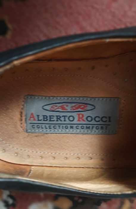 Продам мужские туфли