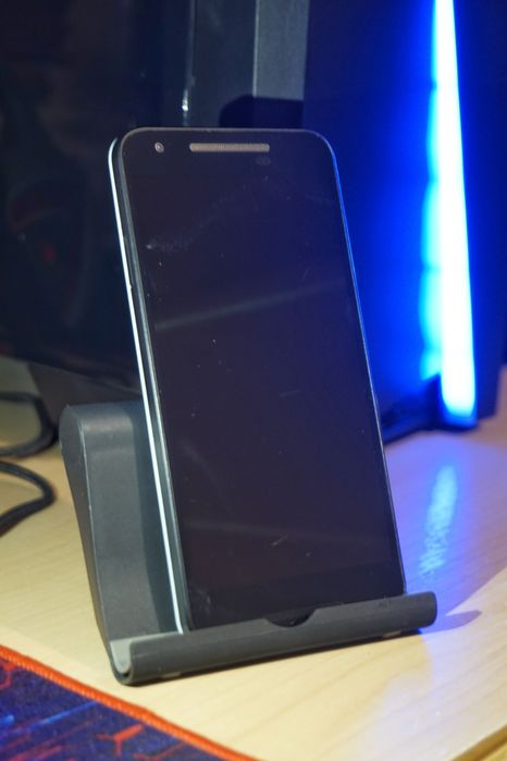 LG Nexus 5X 32GB ROM/2GB RAM