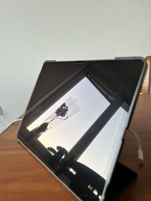 Продавам IPAD 13