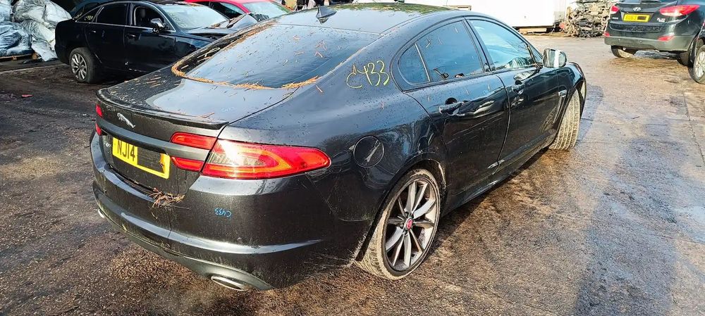 Dezmembrari / Dezmembrez JAGUAR XF (X250) Facelift 3.0 V6 306DT cutie viteze automata cod culoare STRATUS GREY