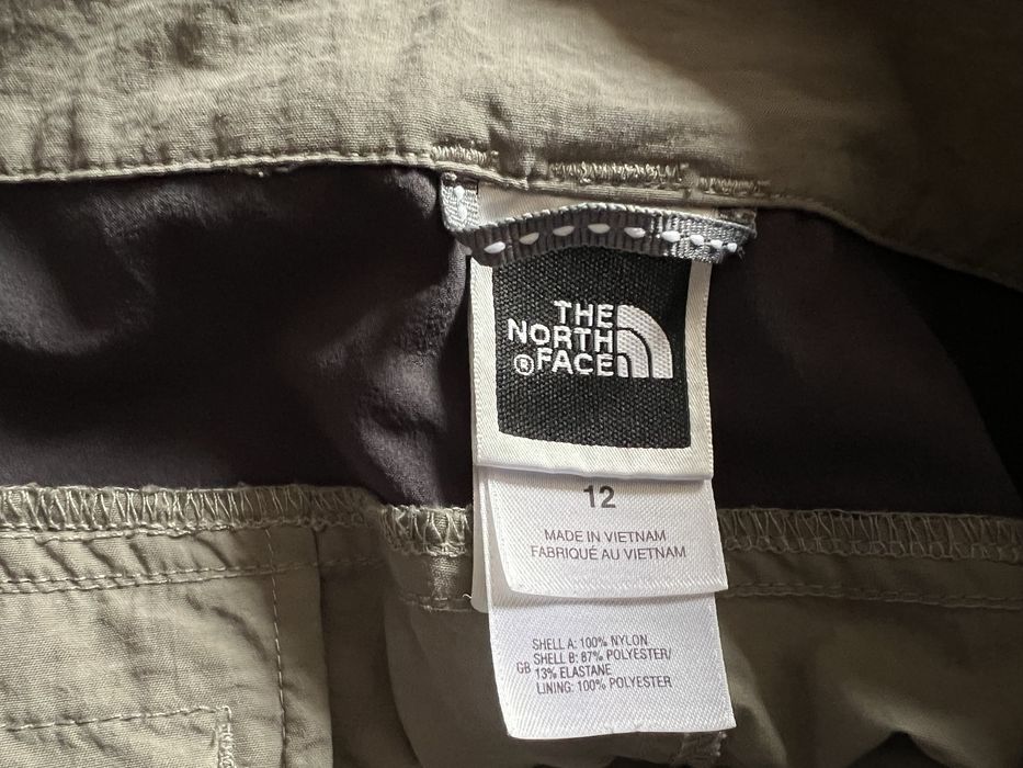 Pantaloni drumetie outdoor munte The North Face