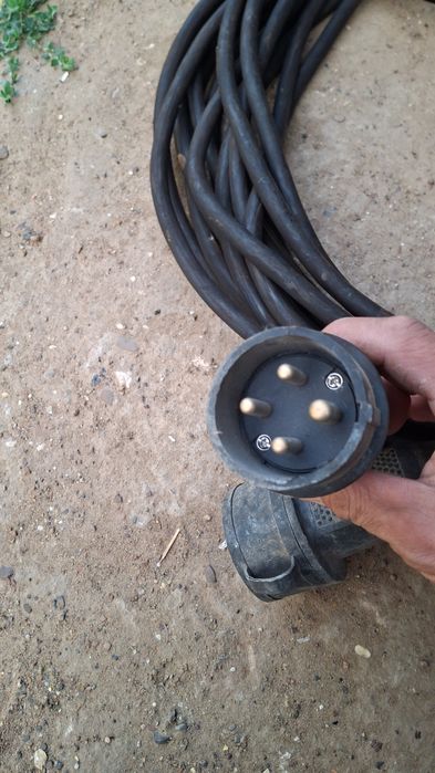 Продам кабель для сварок и станки.