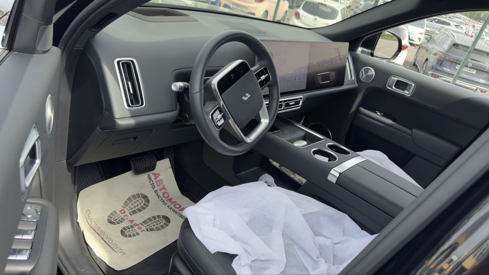 Lixiang L7 2025 — 9