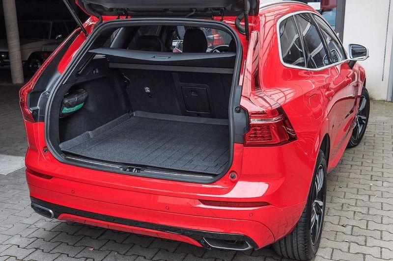 Щора за багажник за volvo xc60 (2017-)