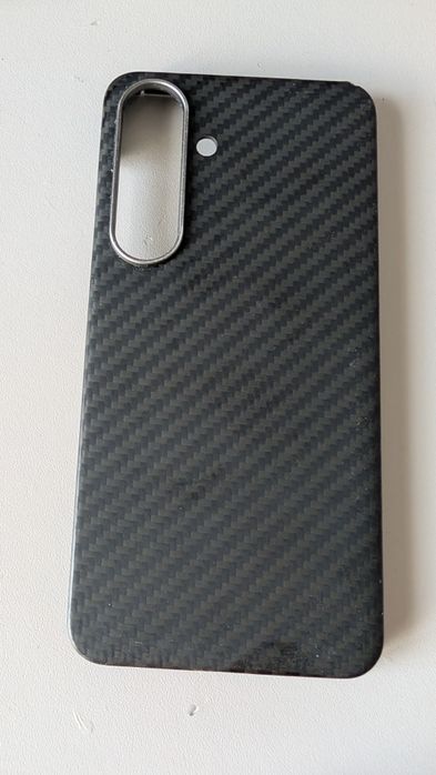 Huse Galaxy S25 in stare buna