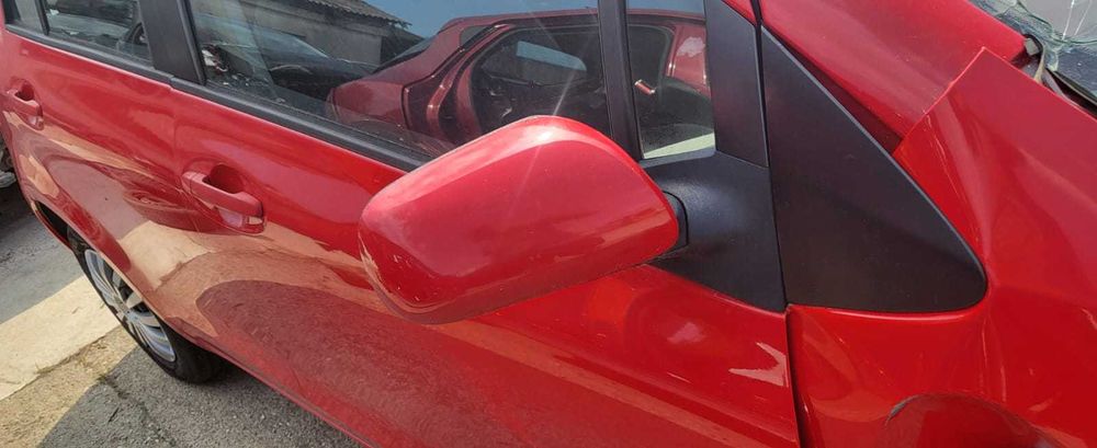 Usi stanga spate Toyota Yaris 2008 - pret per bucata