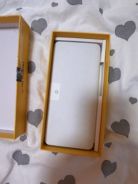 Продавам телефон Realme 14x 5G 128 gb