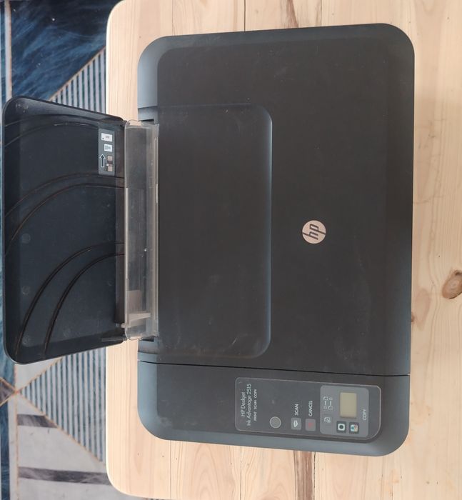 Продам принтер без картриджей