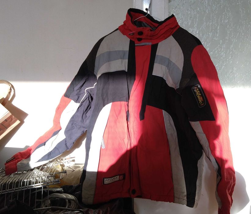 Ски яке и панталон "Atomic", ръкавици"Reush"/"Rosignol", очила, щеки