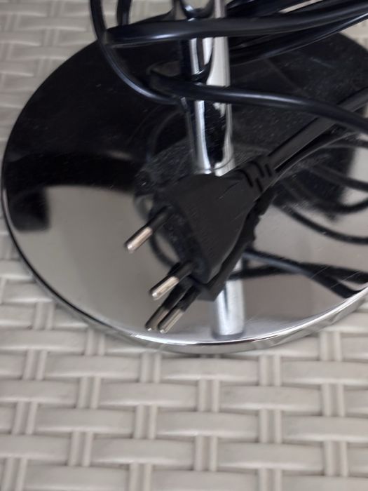 Светильник прикроватный..