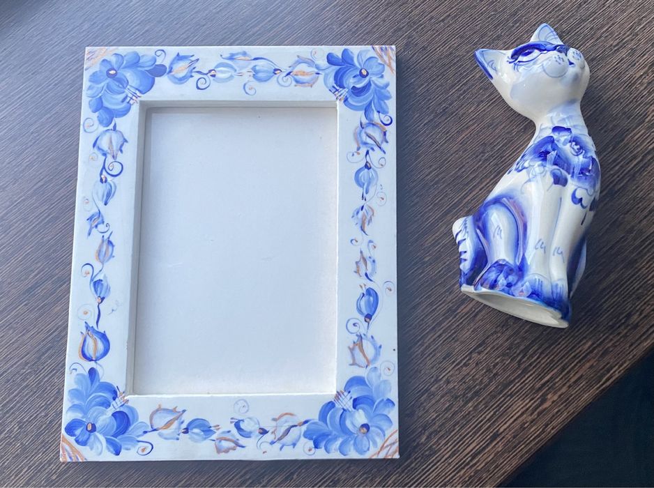 Гжель рамка и статуэтка