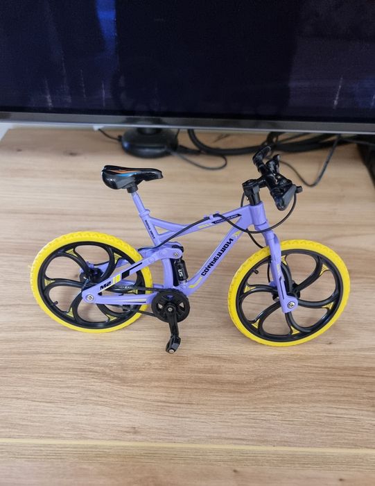 Bicicletă de jucărie