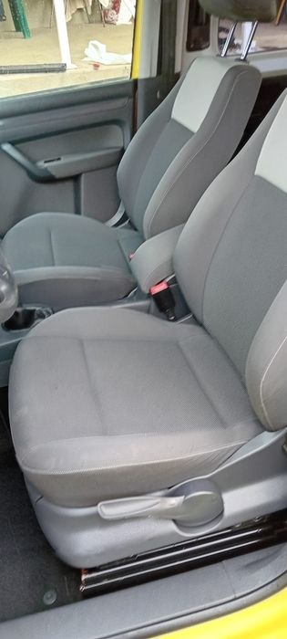 Vând  Volkswagen  Caddy  an 2012 ,06  Euro  5