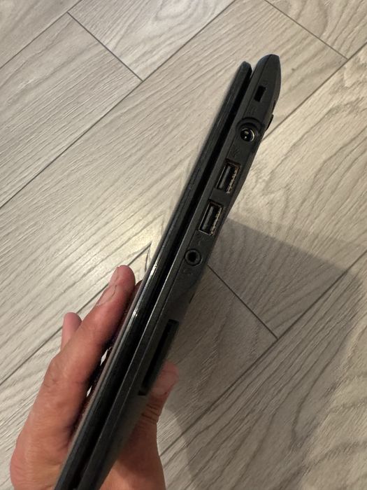 Laptop 11 inch  Acer Aspire V5