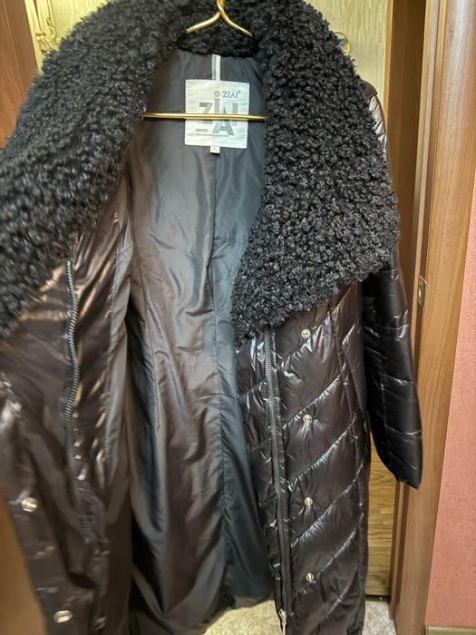 Продам зимний пуховик