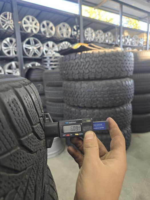 2 Броя 215/55/17 Nexen 6mm 22dot