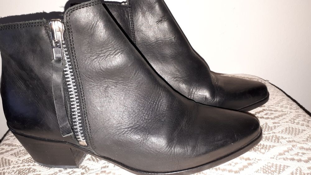 Боти от естествена кожа