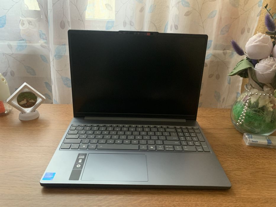 Laptop LENOVO IdeaPad Slim 3 i7-13620H