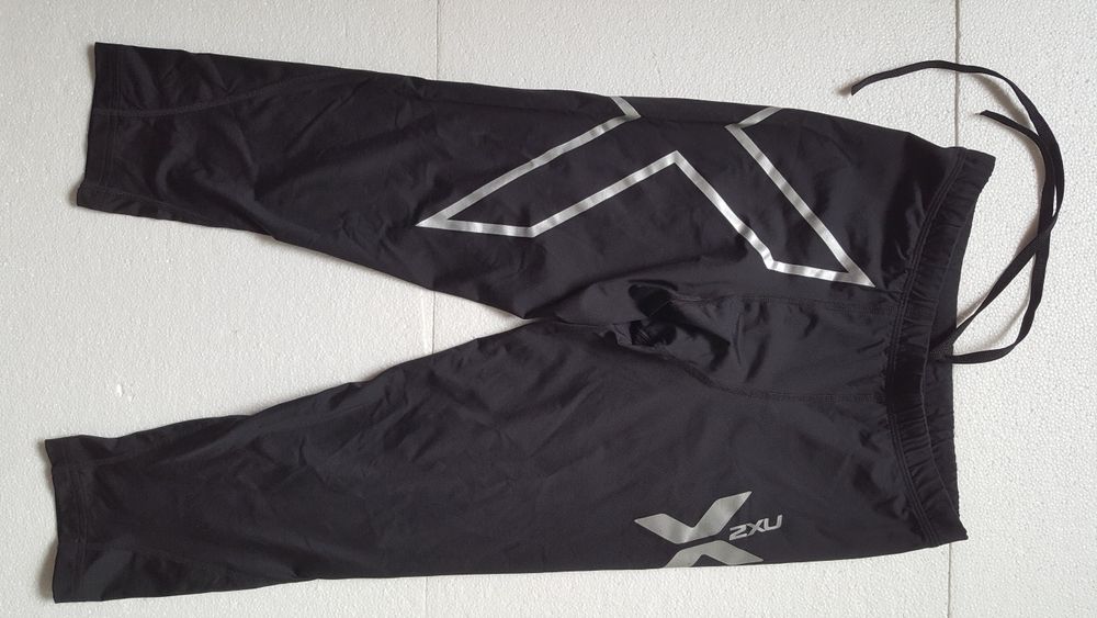 Pantaloni compresie 2XU nr S, M, L