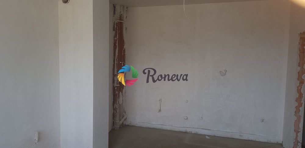 Продава се Двустаен апартамент в Варна, Възраждане 1 - 82 кв.м за 488 €/кв.м - Снимка #3