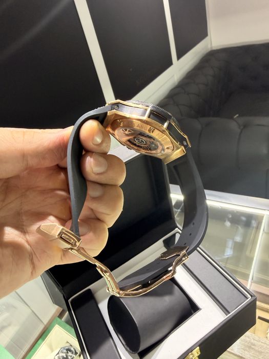 Часы Hublot Big bang