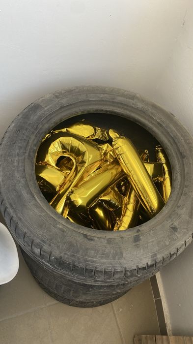 Michelin. Летние 2 шины. Toyo зимние 2 шины. 16 размера