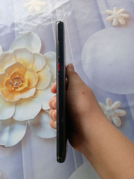 Продается телефон mi 9 t