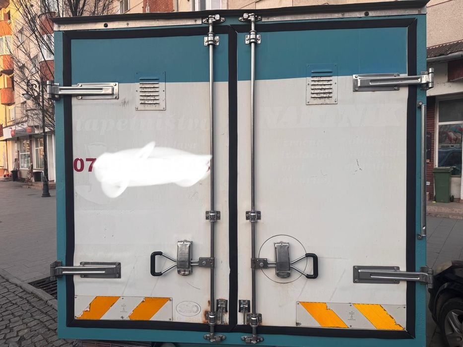 Mercedes-Benz Frigo 3.5T – GATA DE MUNCĂ! DOAR 4350€ NEGOCIABIL