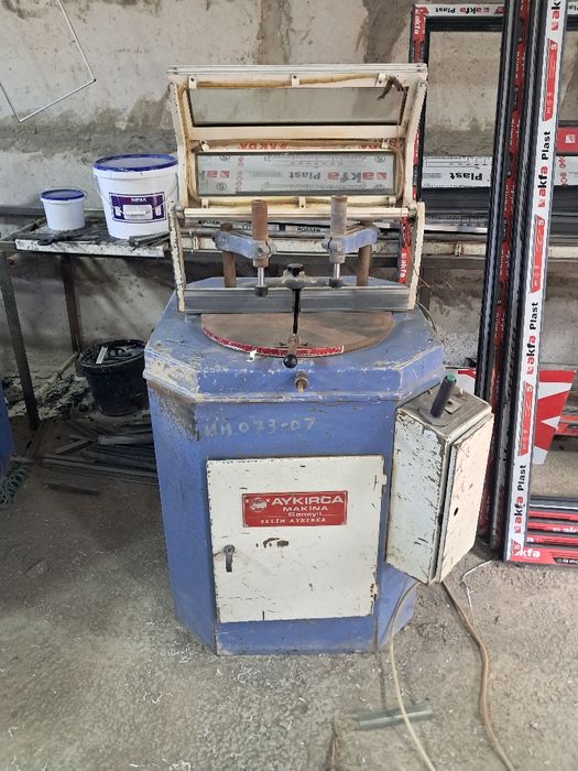 Akfa stanoklar sotiladi