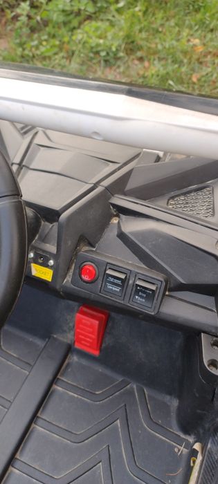 Vând Buggy! ideal pentru copii intre 4-8ani!