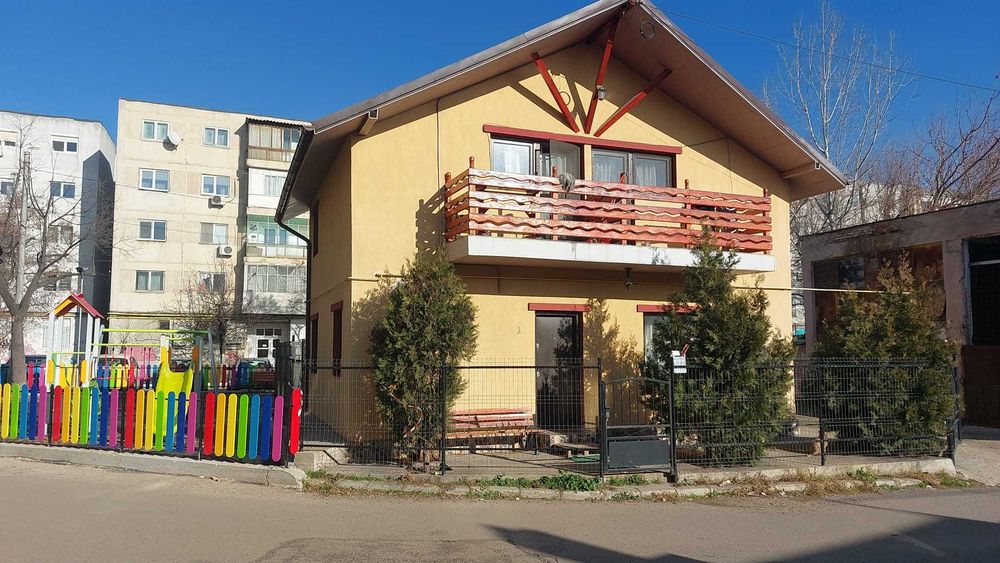 Inchiriez casa/vila super pt afacere fara avizul vecinilor sau ca locuinta!