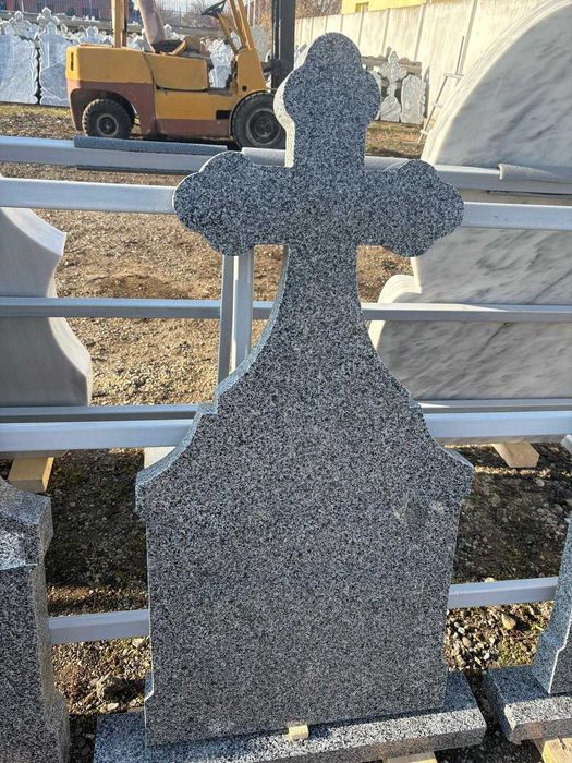 15% reducere la monumente funerare marmura si granit