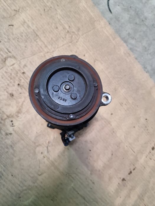 Compresor ac clima bmw seria 5 f10 f11 b47 520d lci 9384630/9295050