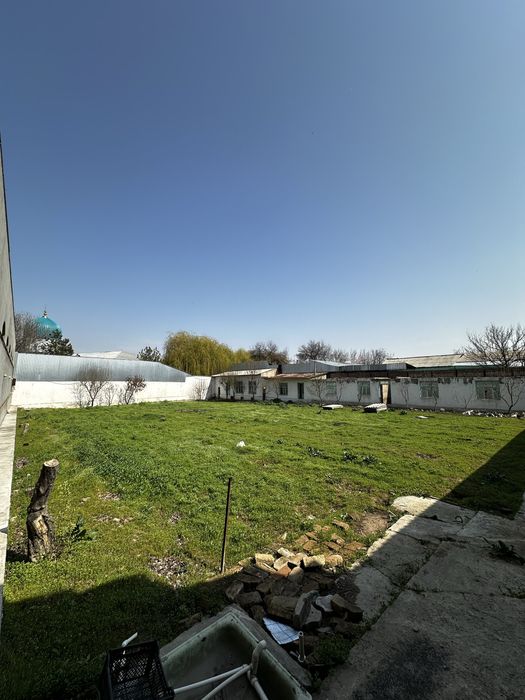 Уй/Ховли сотилади Назарбек