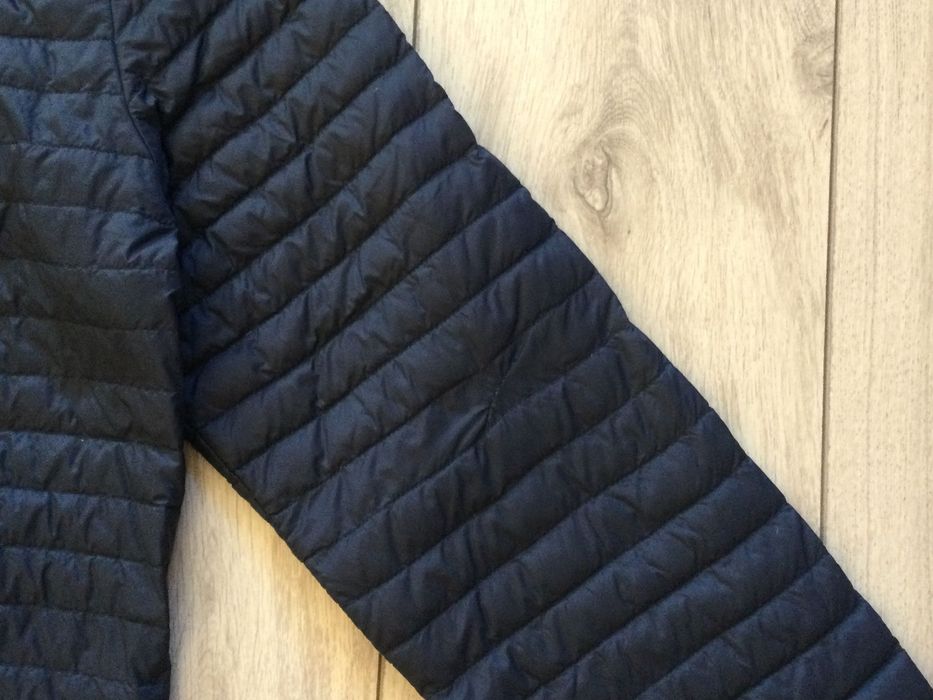 НОВО синьо ултра леко пухено яке EMPORIO ARMANI размер 54 XL от Италия