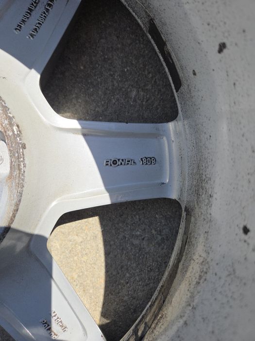 Vand set de 5  jante aliaj