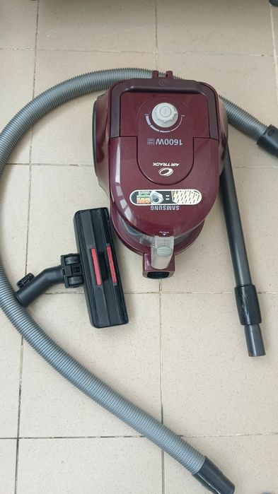 Пылесос Samsung 1600W