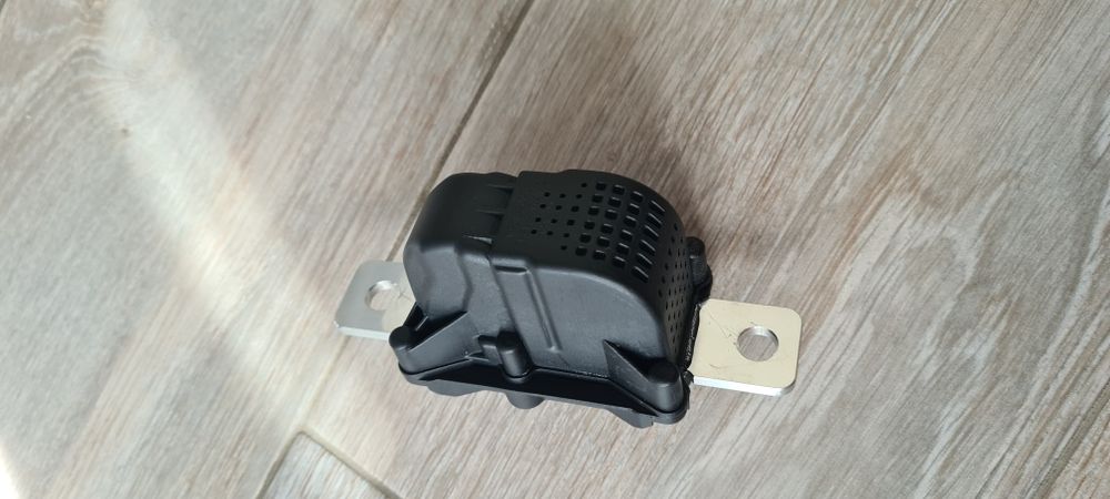 Piese tesla model y sau 3