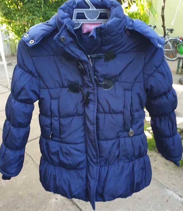 Scurta iarna pentru femei, cu gluga, marimea 12/M