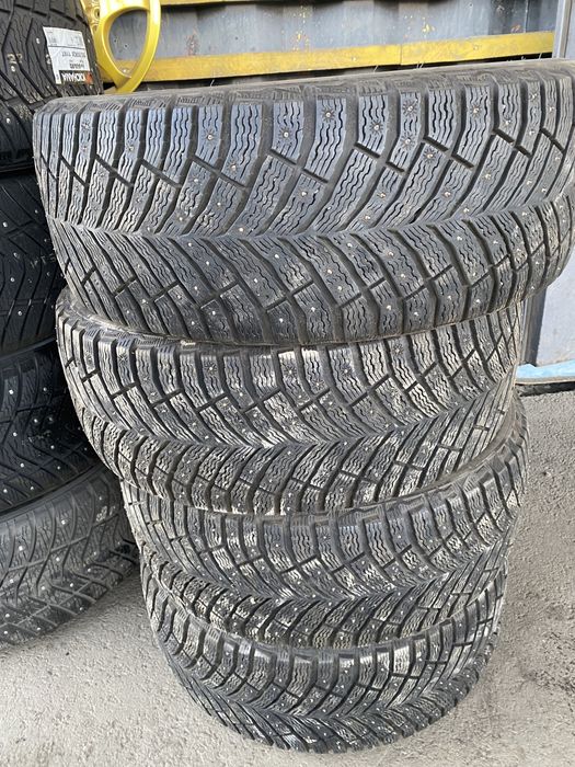 Зимняя резина Michelin шиповонная